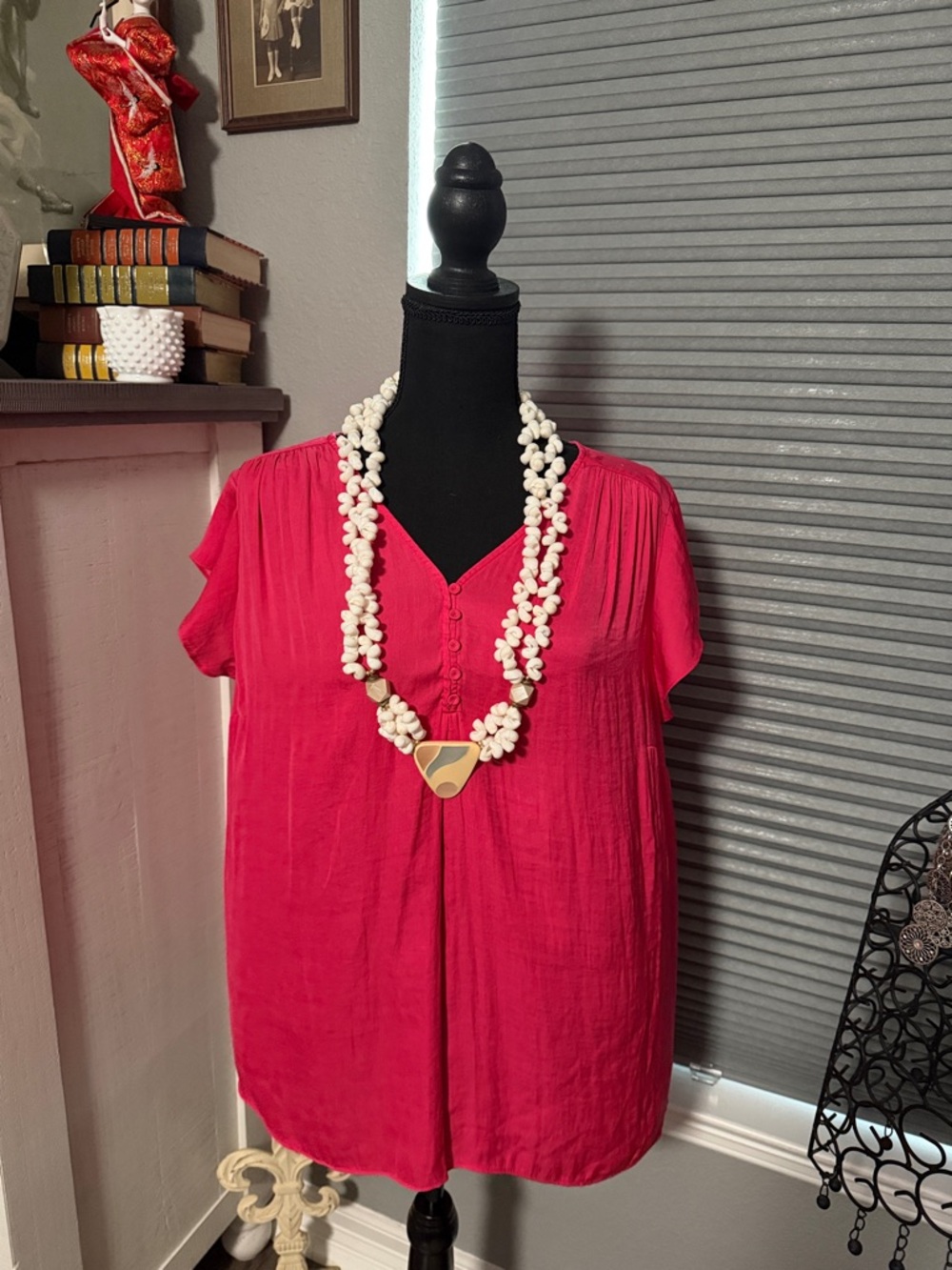 🫶🏼Carolina Belle Bright Pink Short-Sleeve V-Neck Blouse size 1X